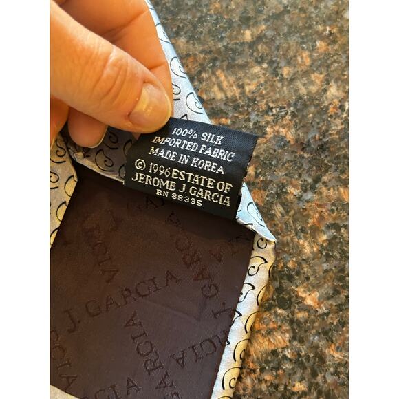 J. Jerry Garcia Emerging Elephant Collection 28 light blue paisley Silk Mens Tie - Picture 3 of 9